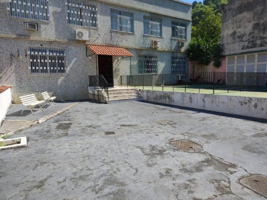 3 Quartos Proximo Brt *